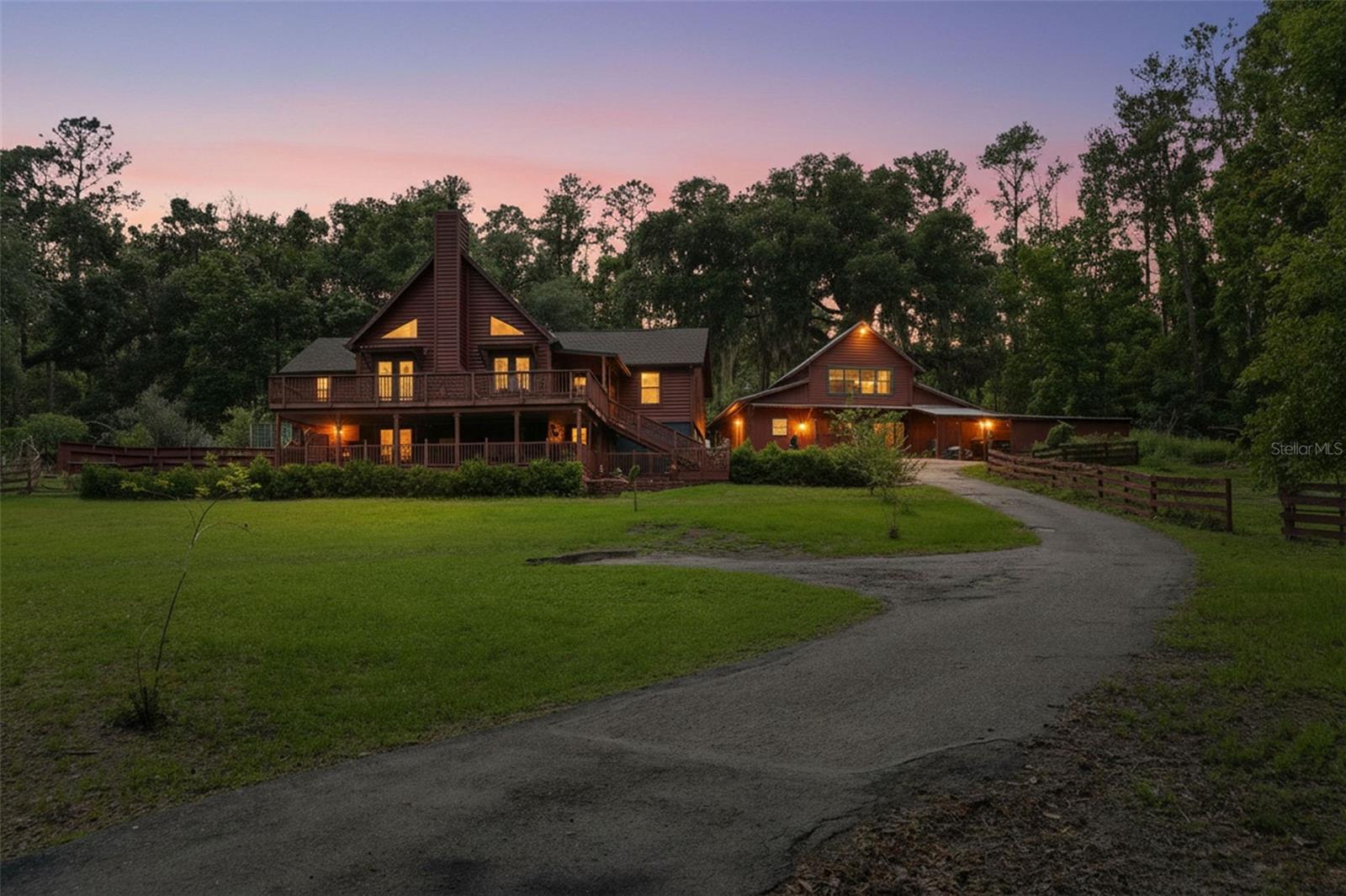24050 Winding Creek Dr photo 1