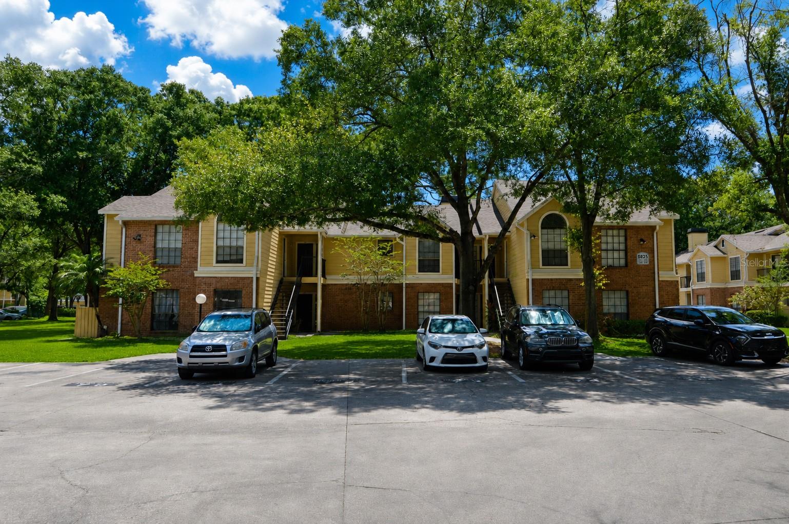 8625 Mallard Reserve Dr #101 photo 1