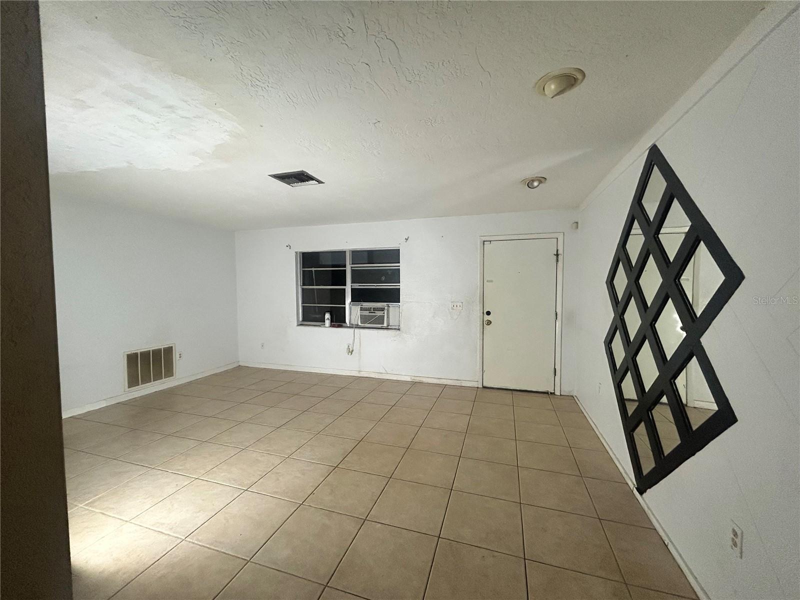 1277 Piper Rd