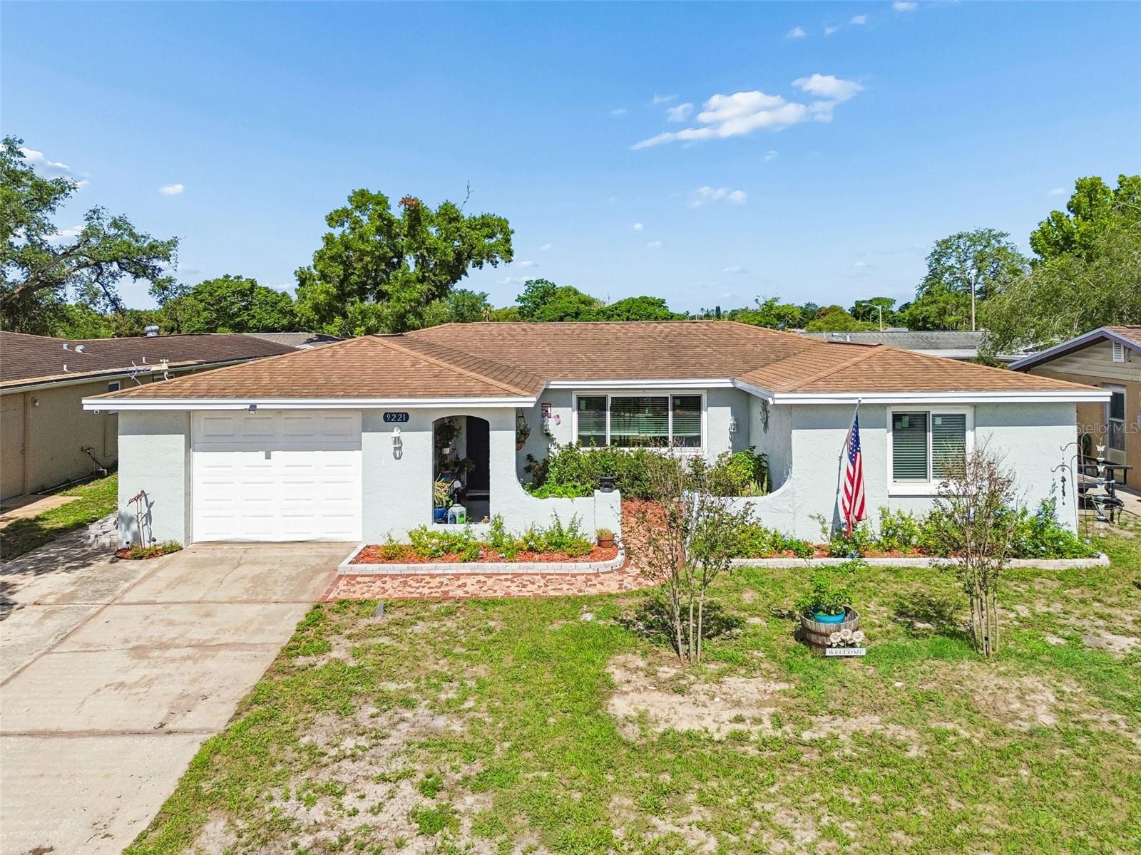 9221 Rainbow Ln photo 1