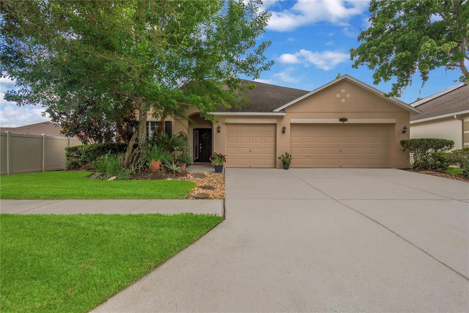 10859 Breaking Rocks Dr