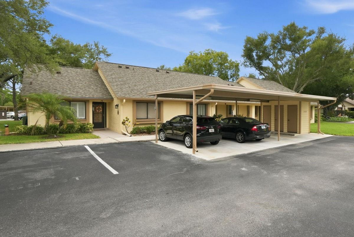 2538 Oakleaf Ln #33B