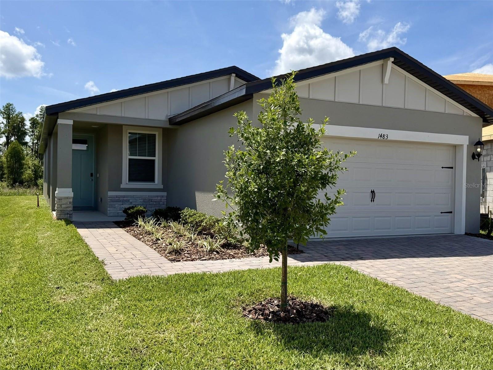 1483 Brekey Way photo 1