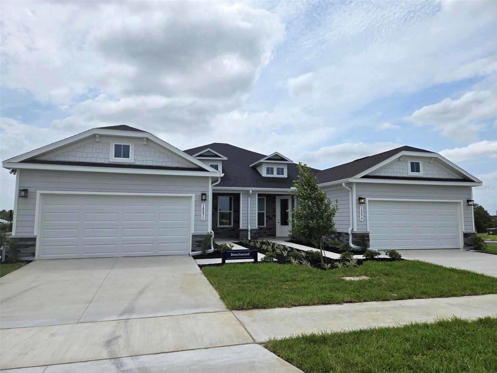 18863 Emerald Summit Dr photo 1