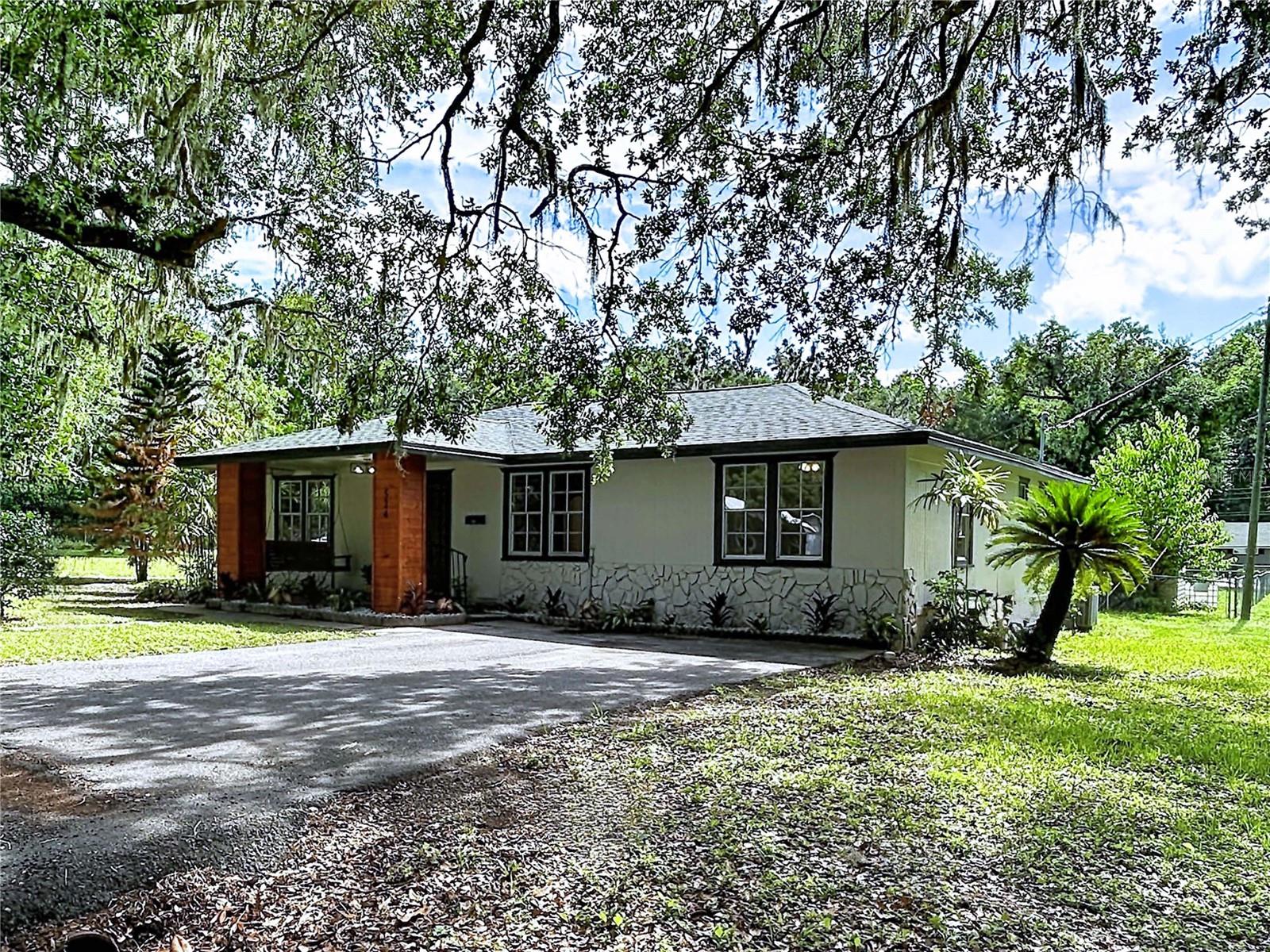 524 East Ave