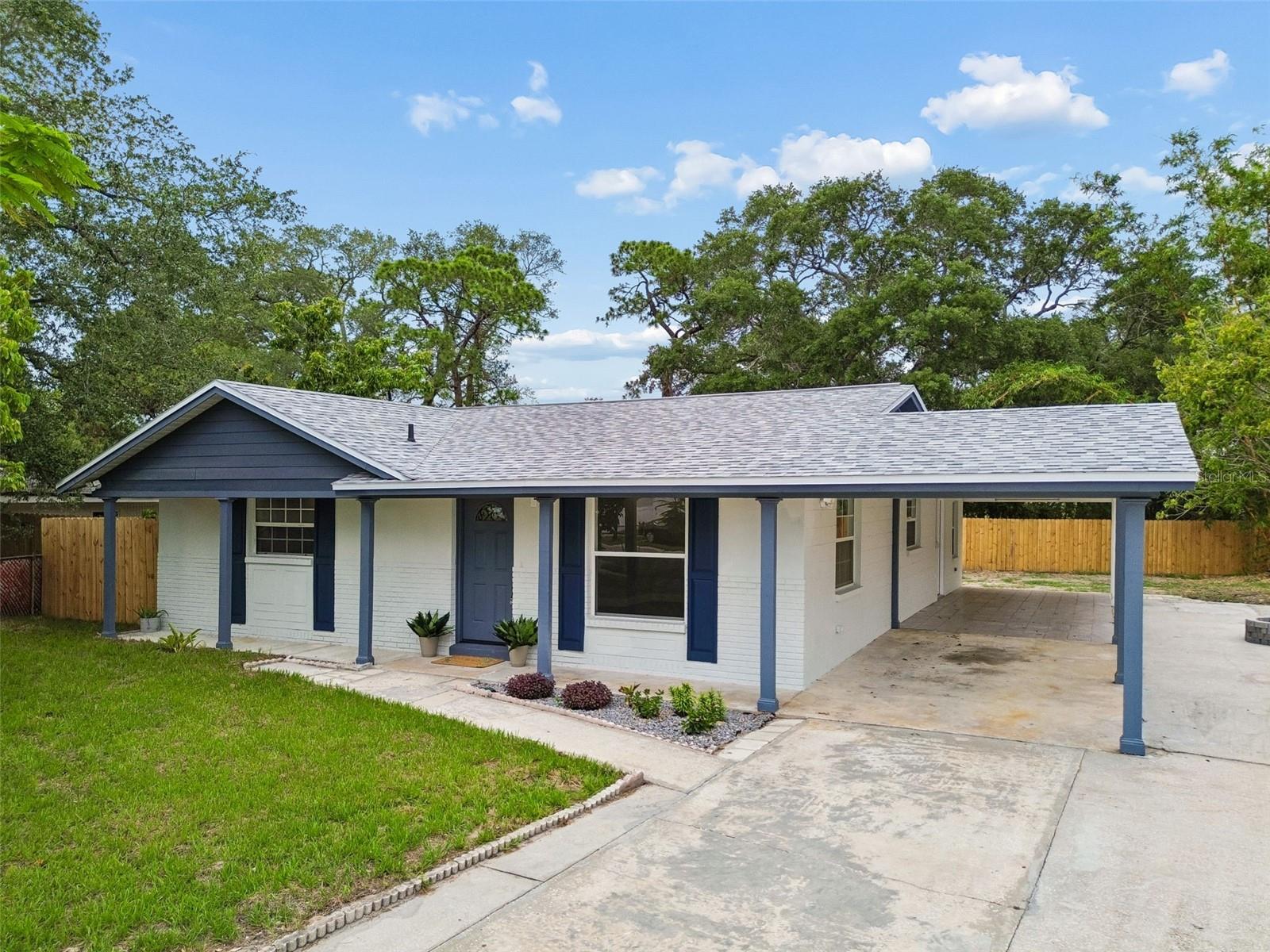 6532 S West Shore Cir