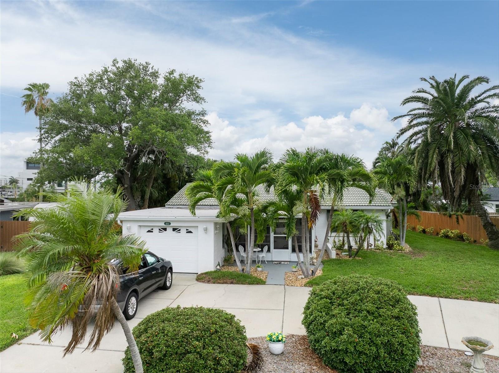 55a Dolphin Dr