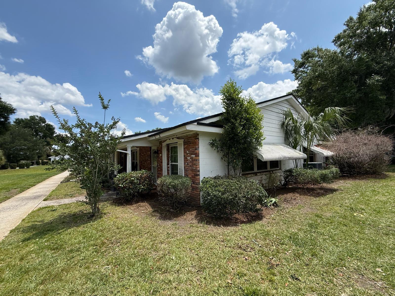 719 Avenue Q SE photo 1