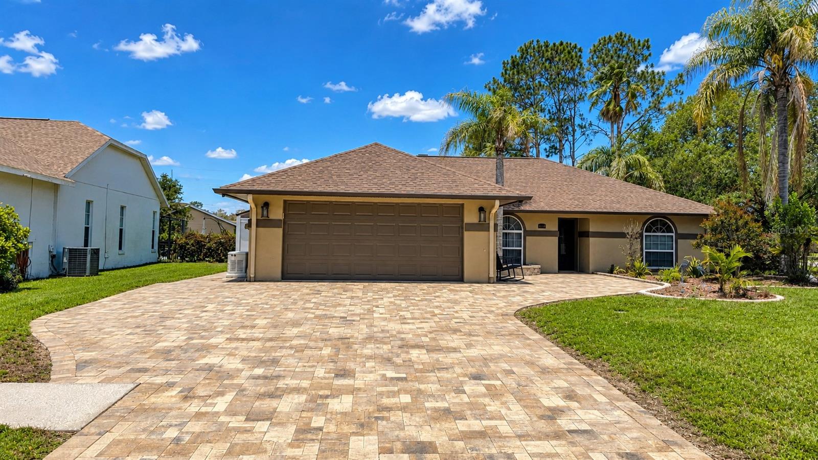 6441 Silver Oaks Dr