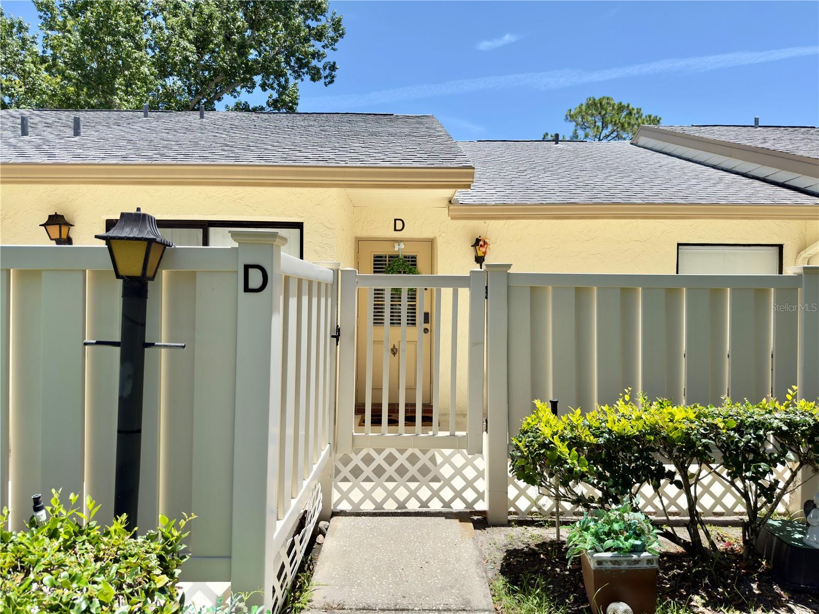 1333 Shady Pine Way #D photo 1