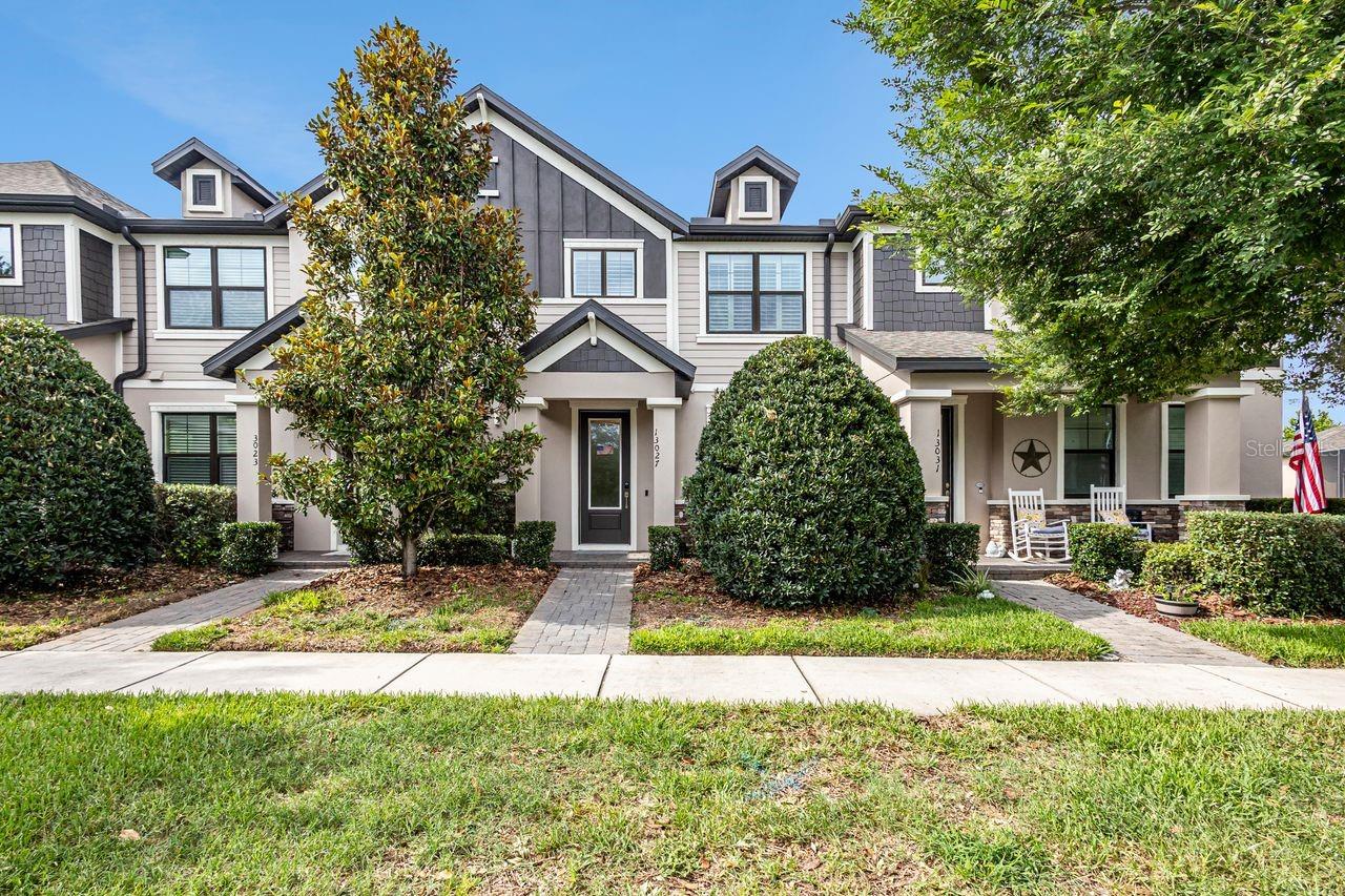 13027 Batten Ln