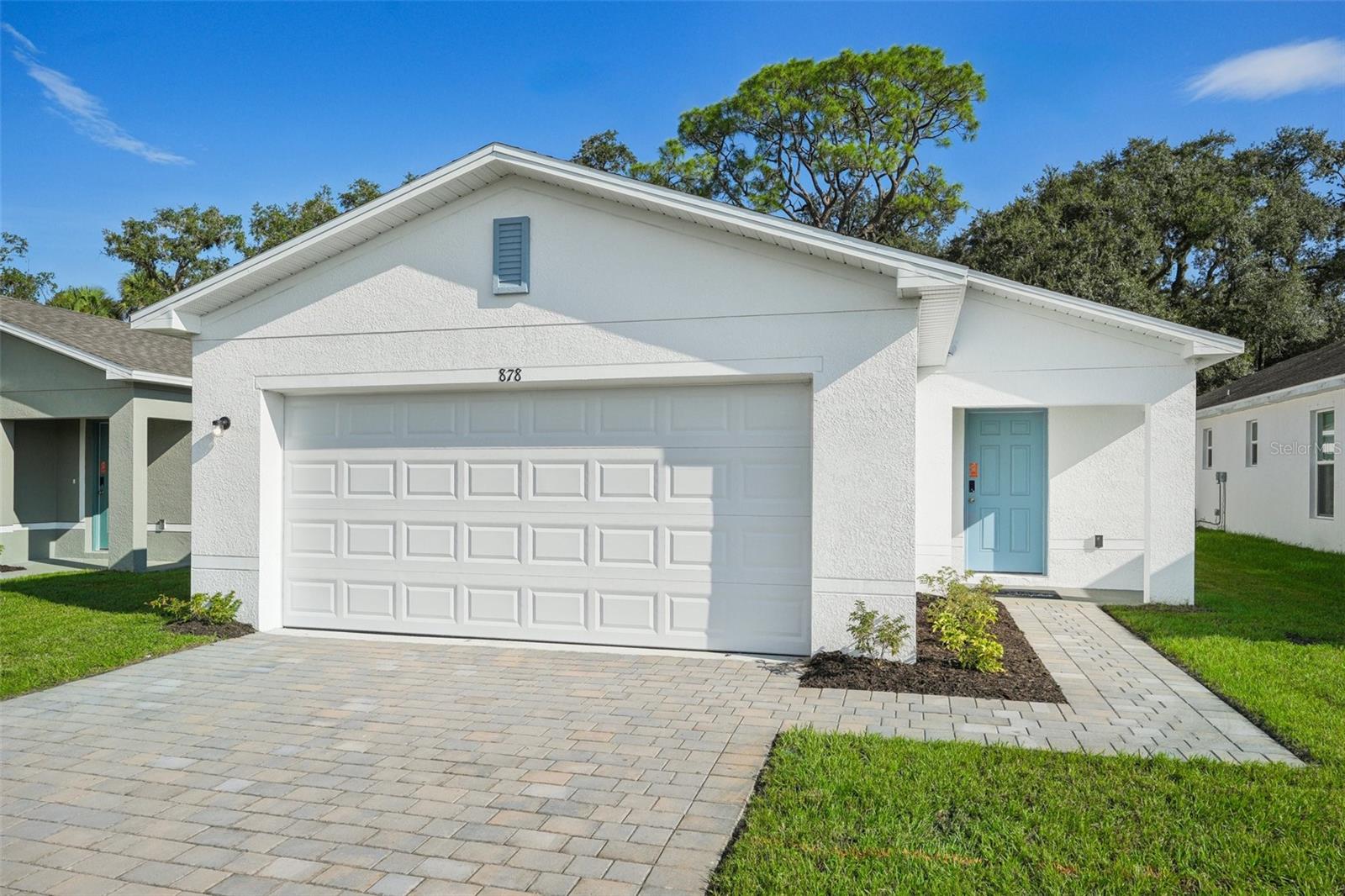 2073 Golden Beak Dr photo 1