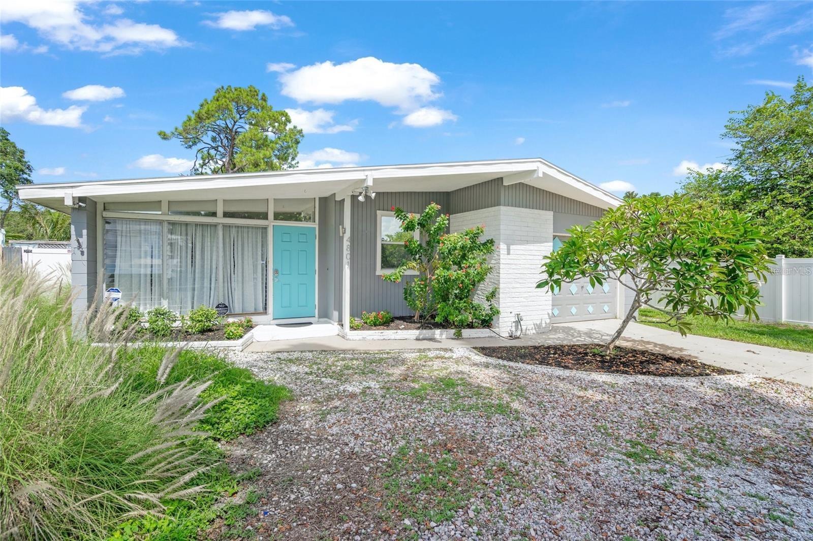 4801 Sarasota Ave photo 1