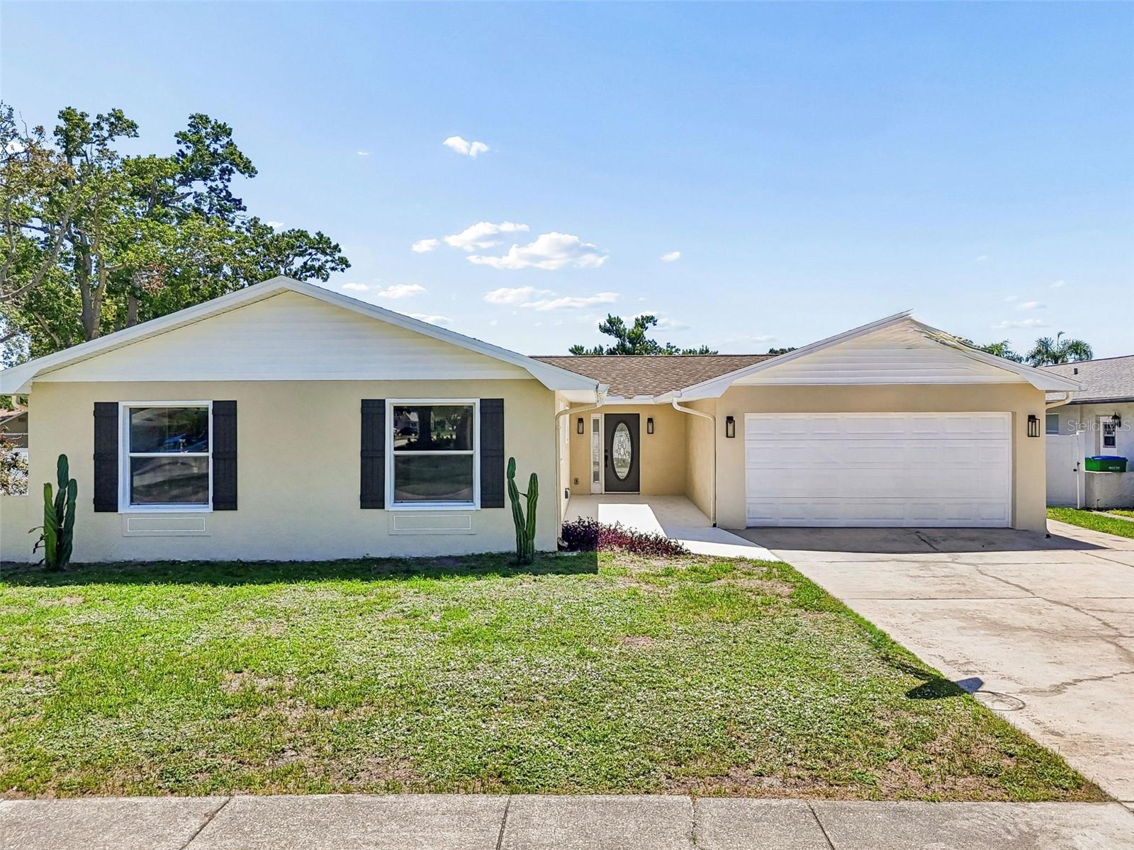 2959 Maple CT photo 1