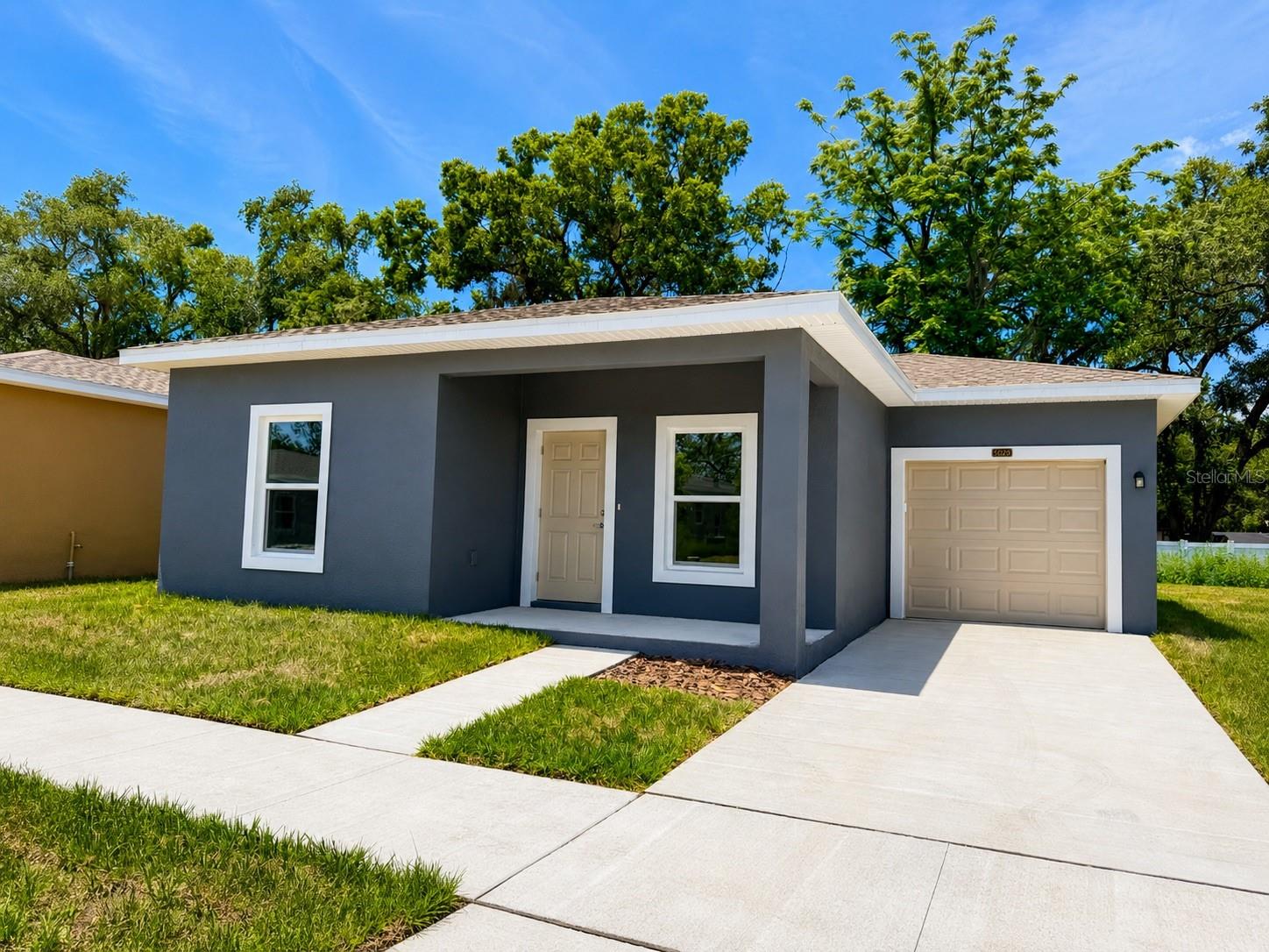 5028 Finders CT photo 1