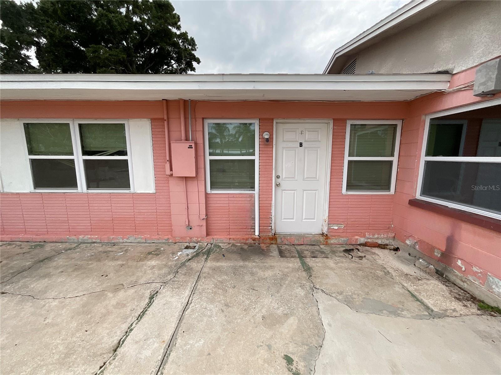 2117 Calusa Trl #B photo 1