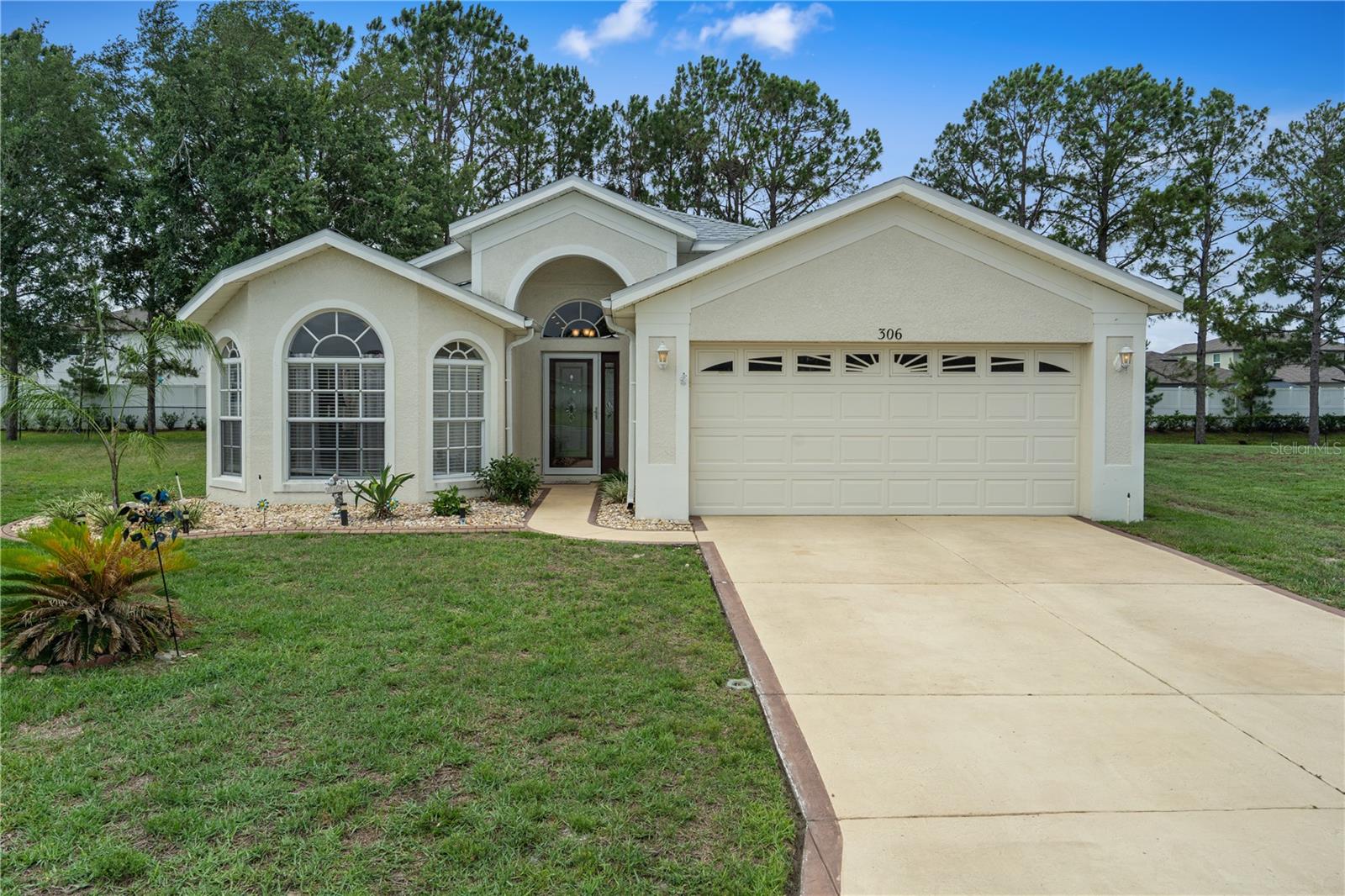 306 Barrington CT photo 1