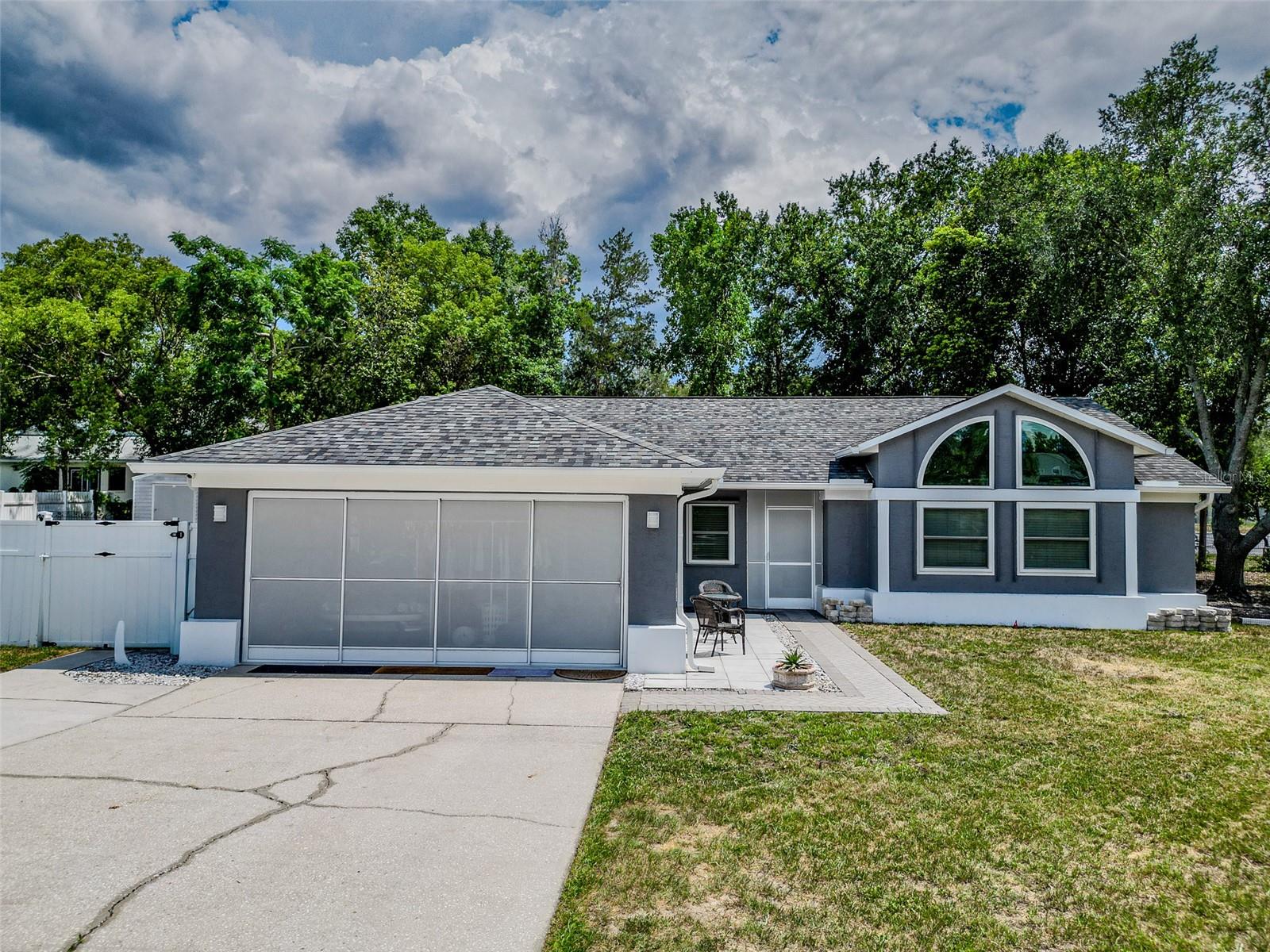 12090 Venice Dr photo 1