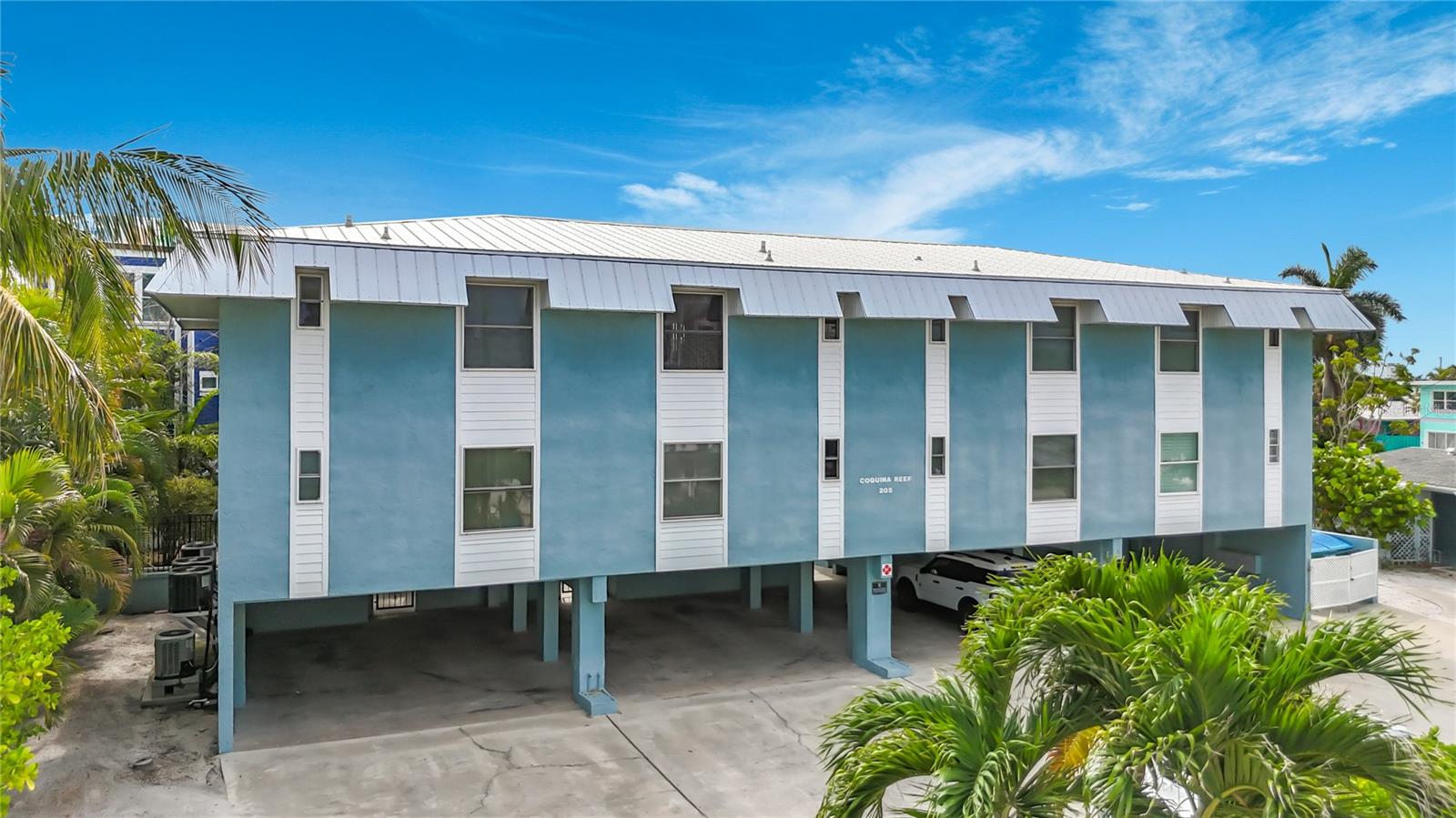 205 Highland Ave #3