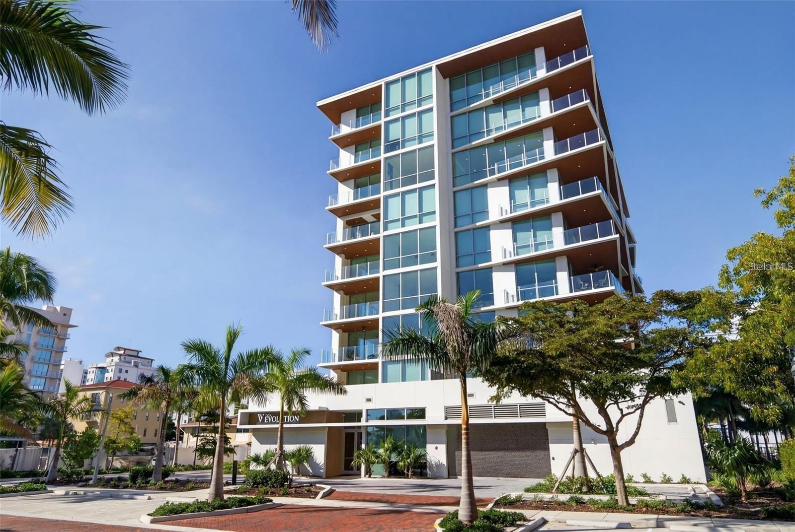 111 Golden Gate Pt #802PH