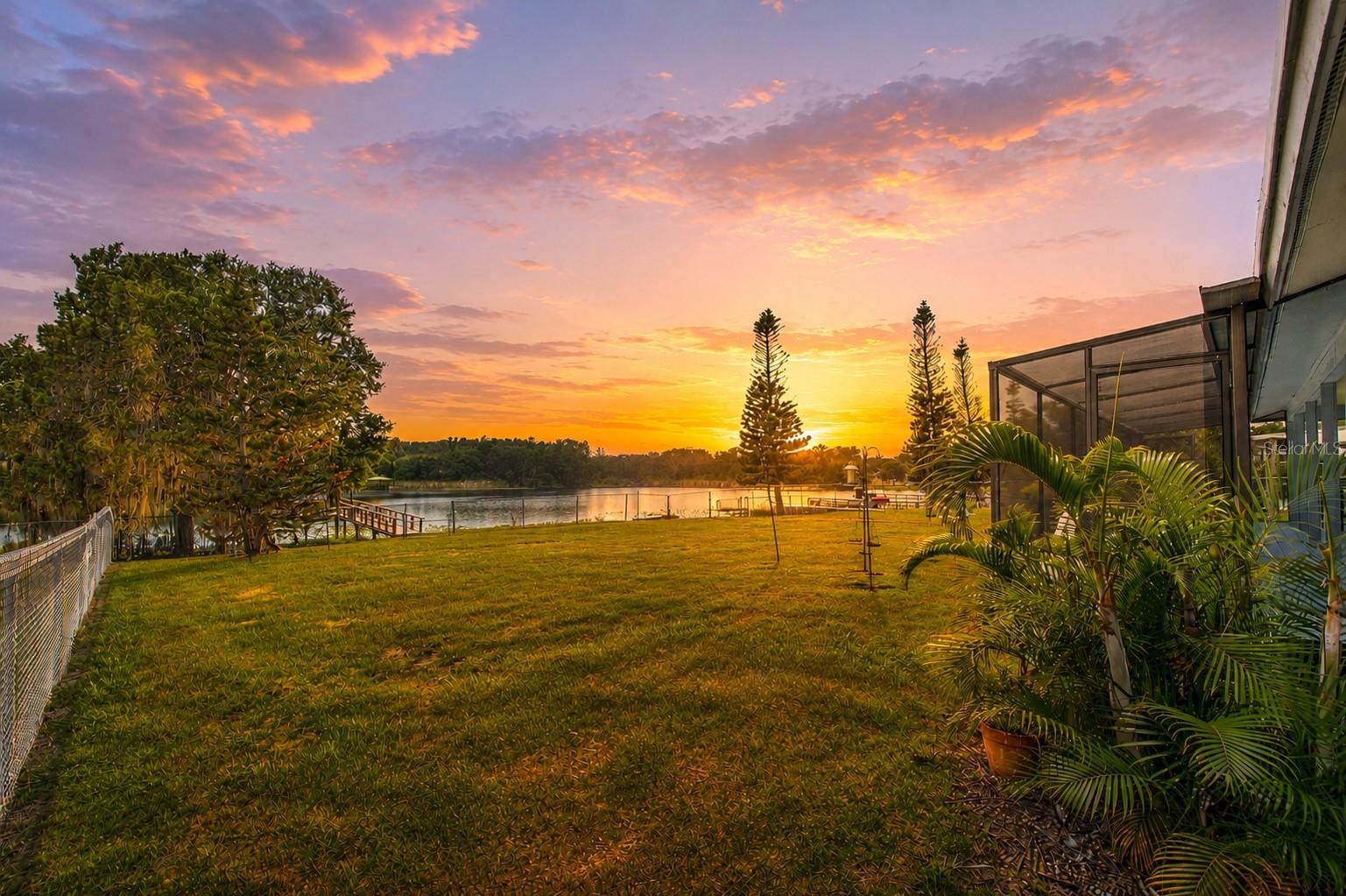 2459 Shorewood Ln photo 1