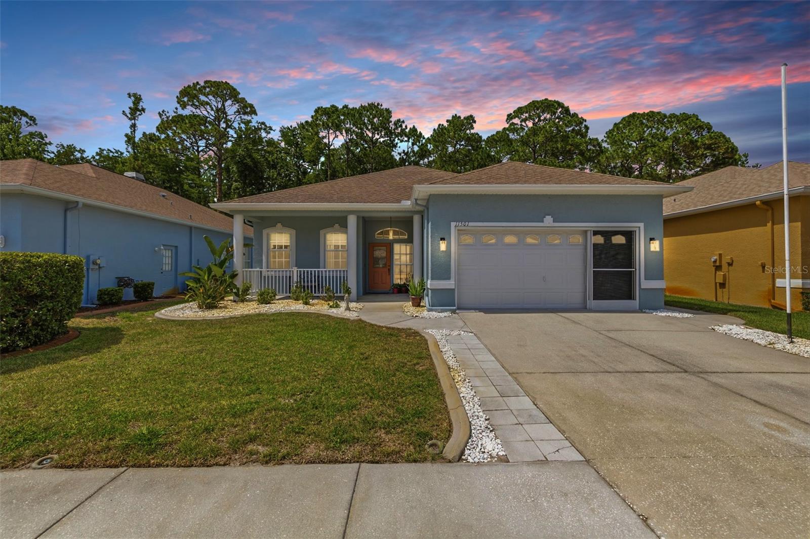 11501 Bloomington CT photo 1