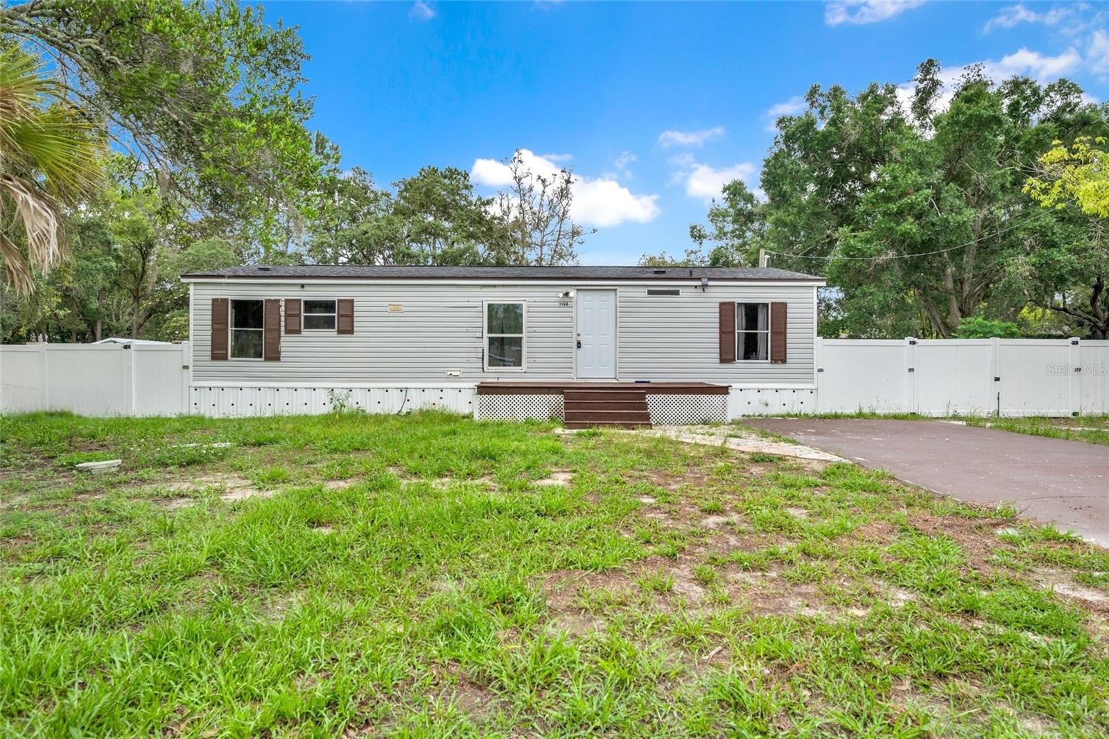 7194 Sealawn Dr photo 1
