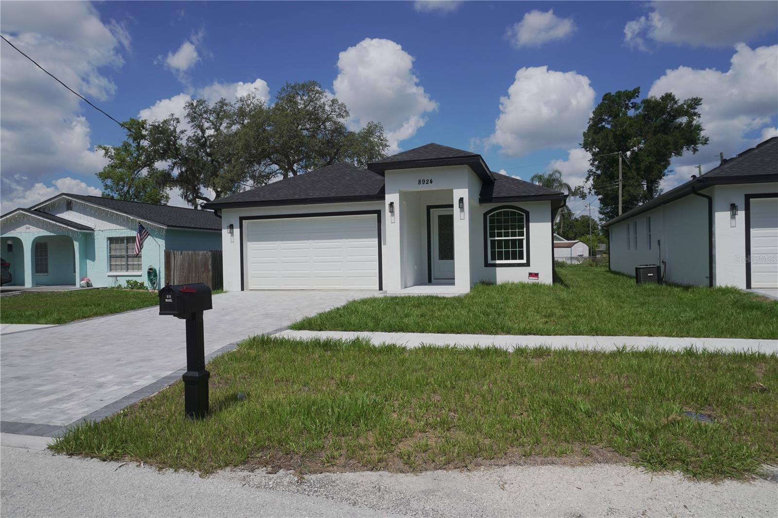 8924 N Orleans Ave photo 1