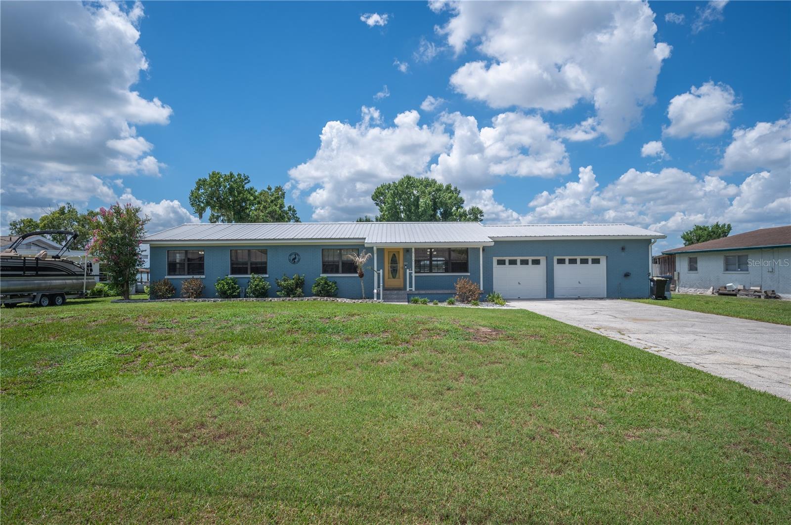 510 Windermere Dr photo 1