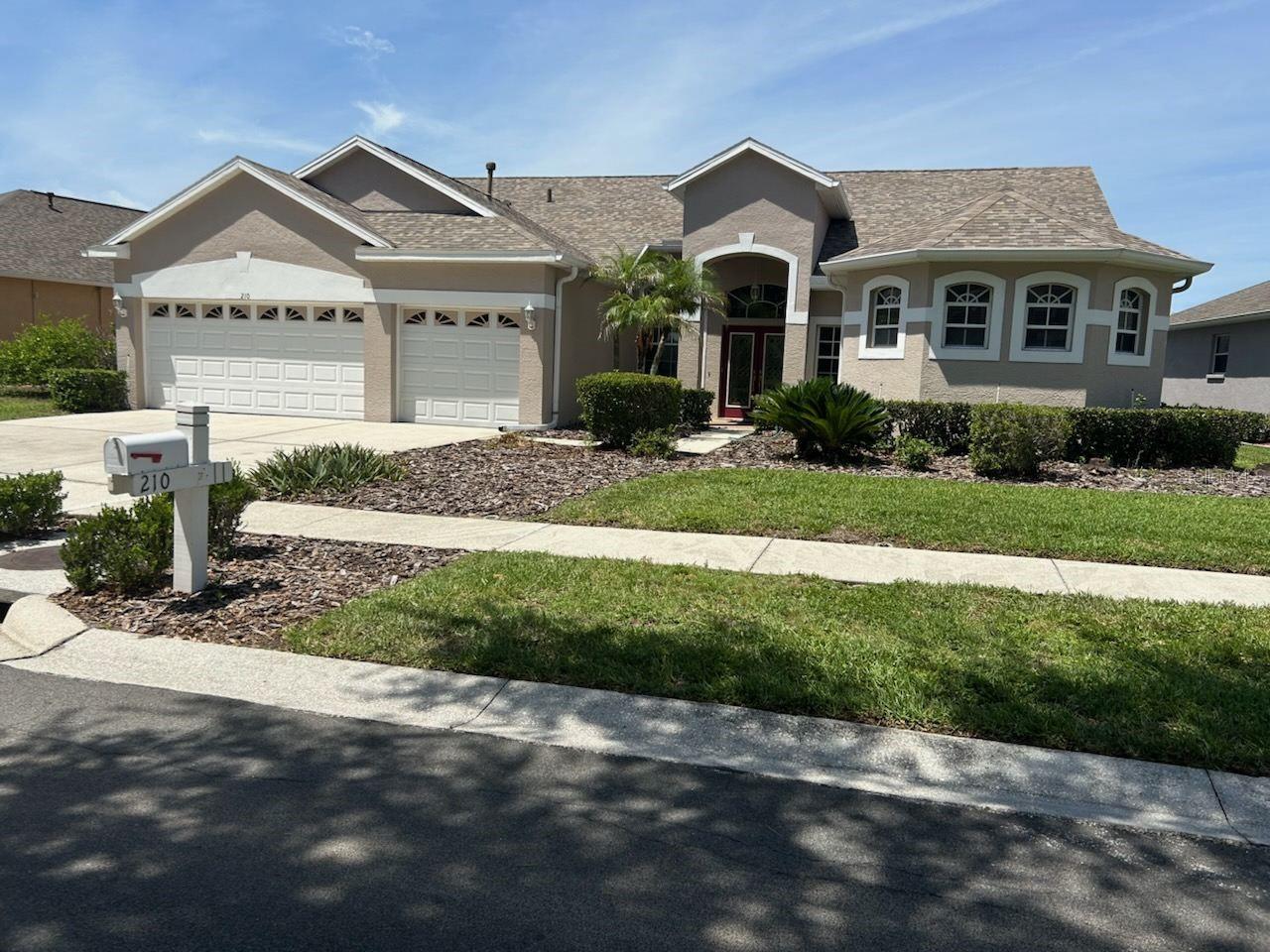 210 Rosana Dr photo 1