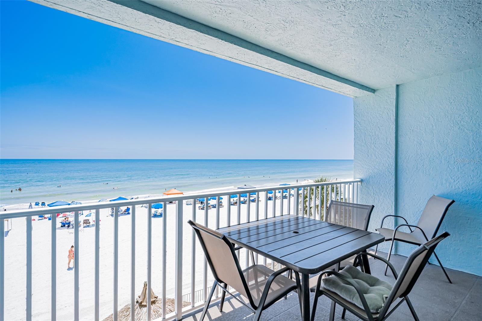17200 Gulf Blvd #202
