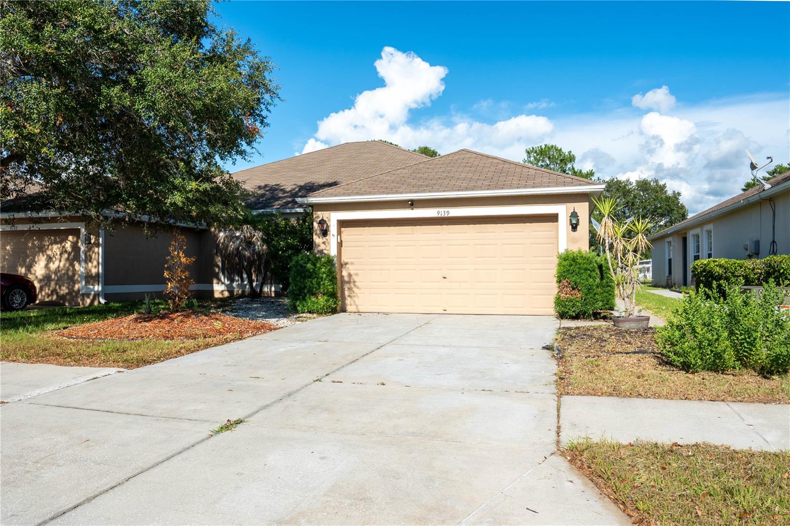 9139 Southern Charm Cir photo 1