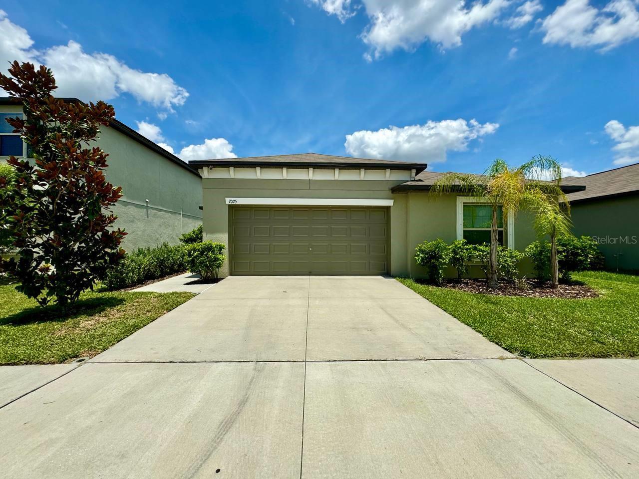7025 King Creek Dr