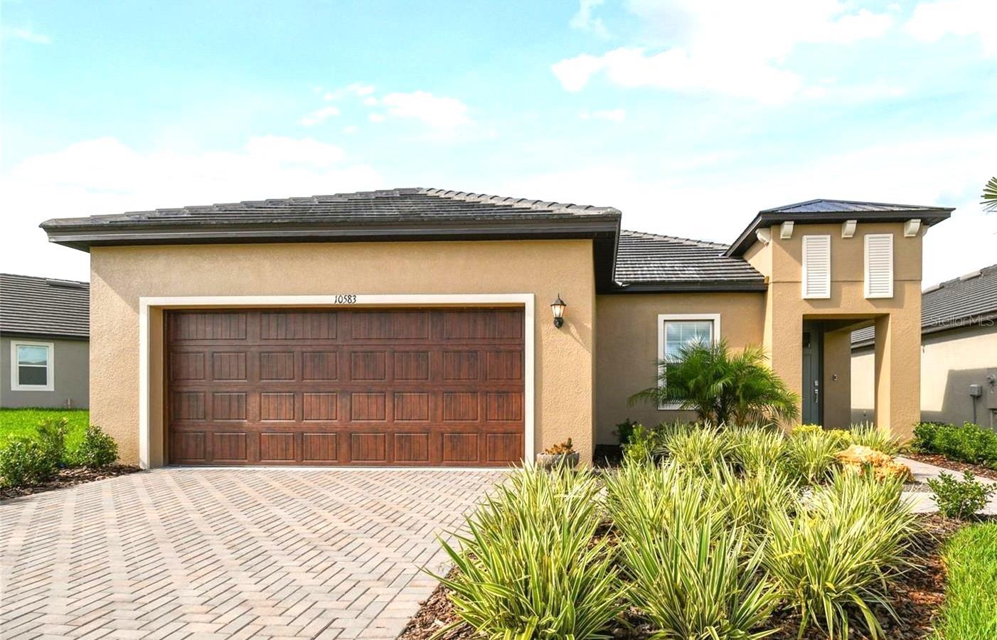 10583 Tupper Cay Dr photo 1