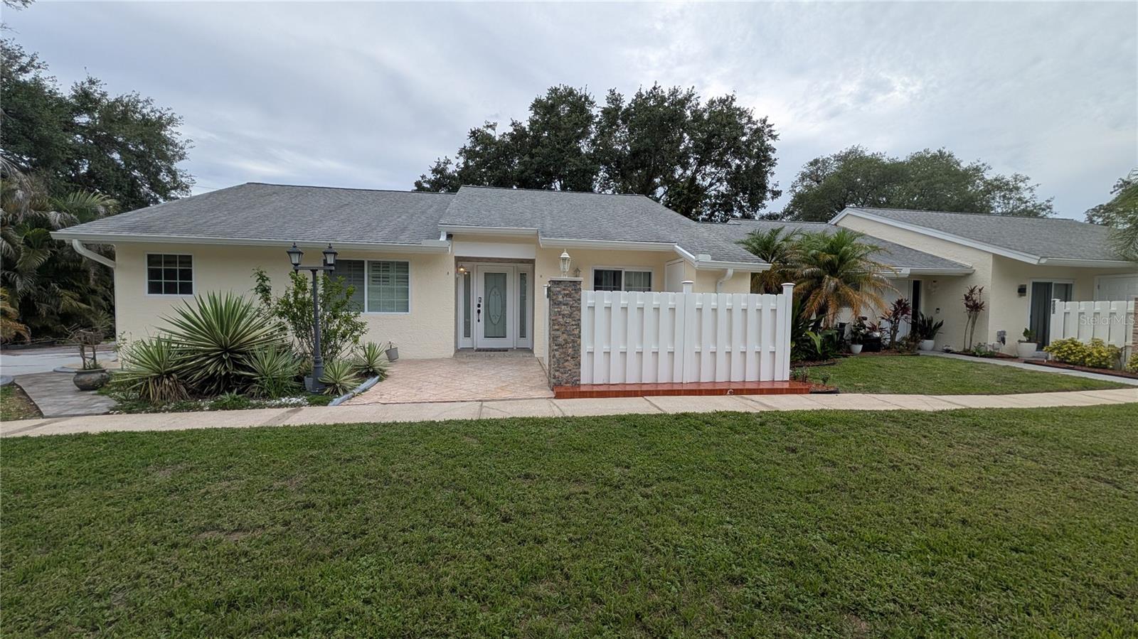 4000 Poinciana CT