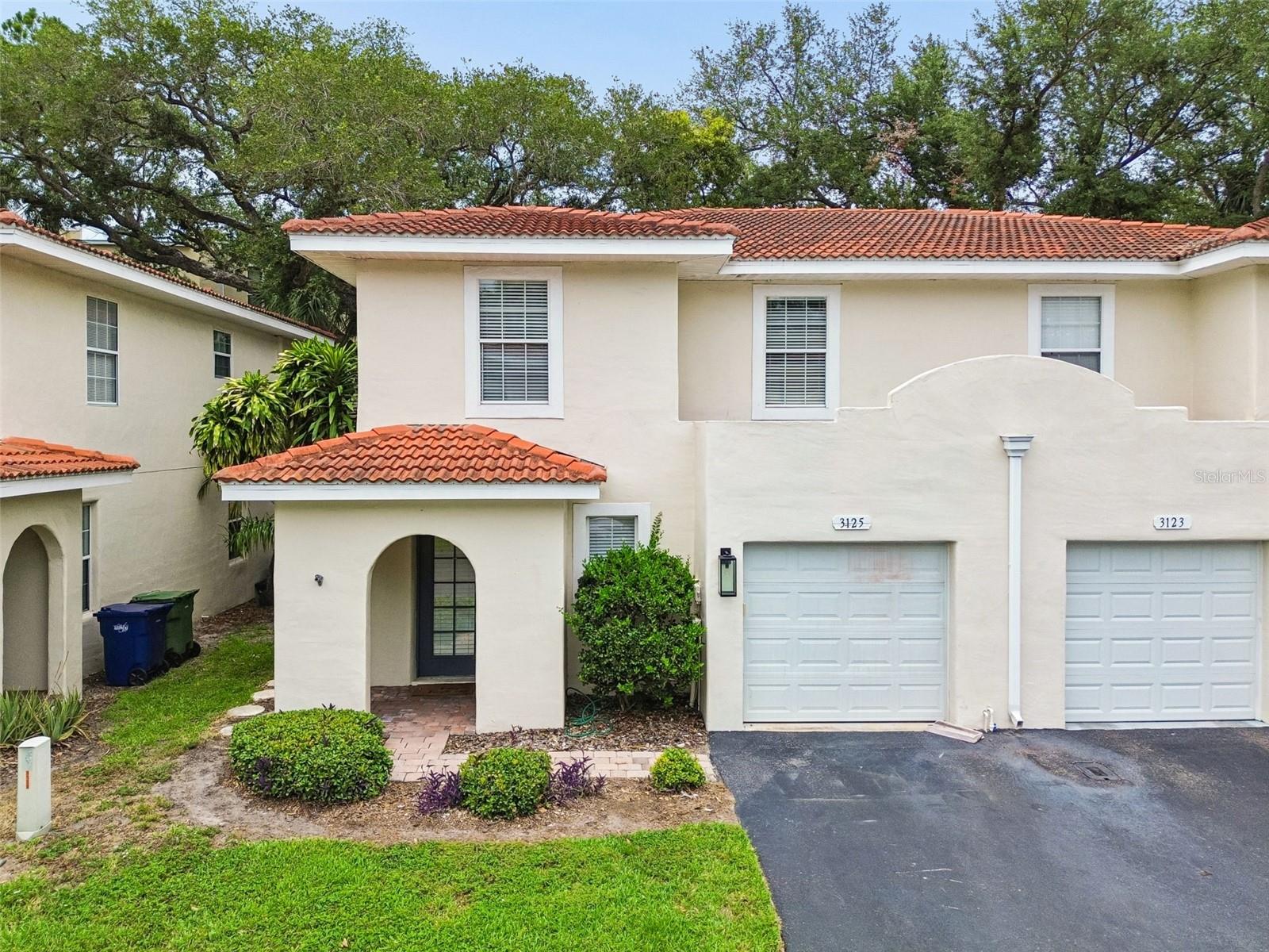 3125 Santorini CT photo 1