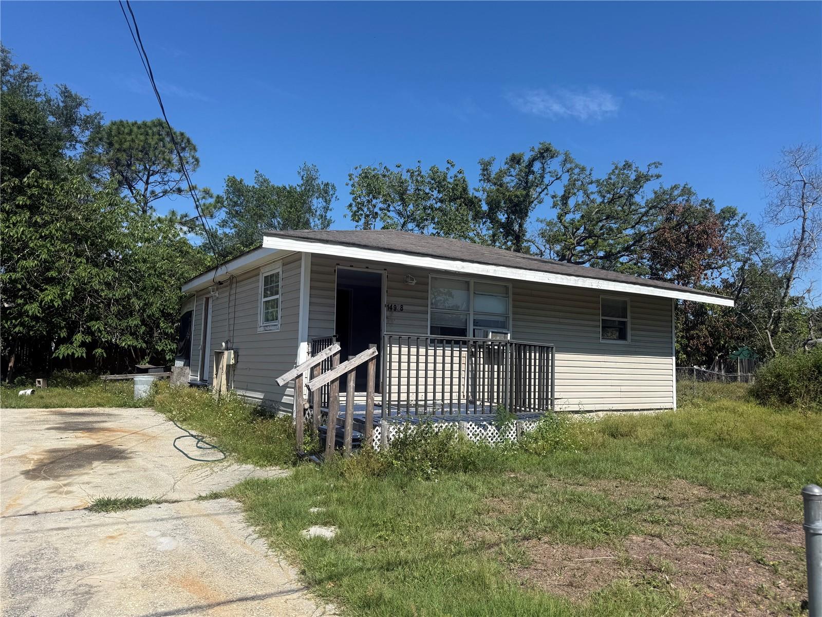14928 Pinecrest Rd photo 1