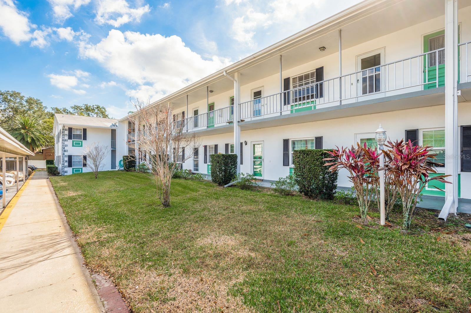 200 Glennes Ln #205 photo 1