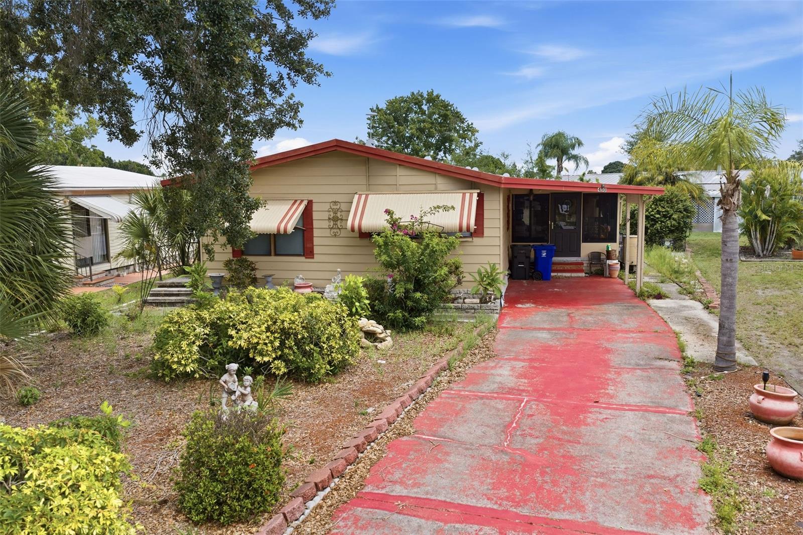410 Dolphin Dr S photo 1