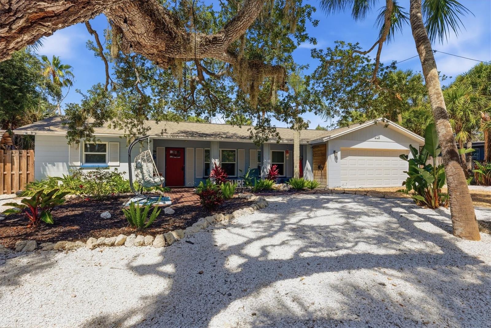 5128 Oxford Dr photo 1