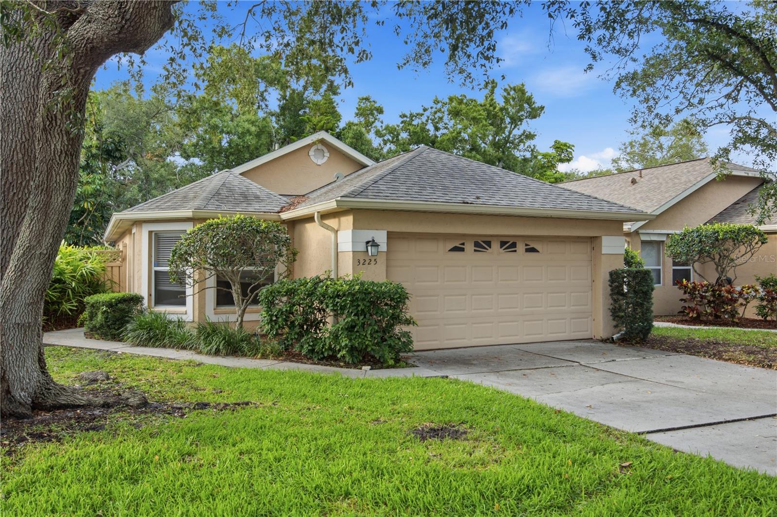 3225 Gulf Watch CT photo 1