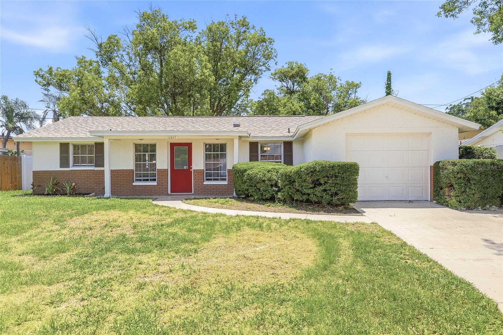 10837 Premier Ave photo 1
