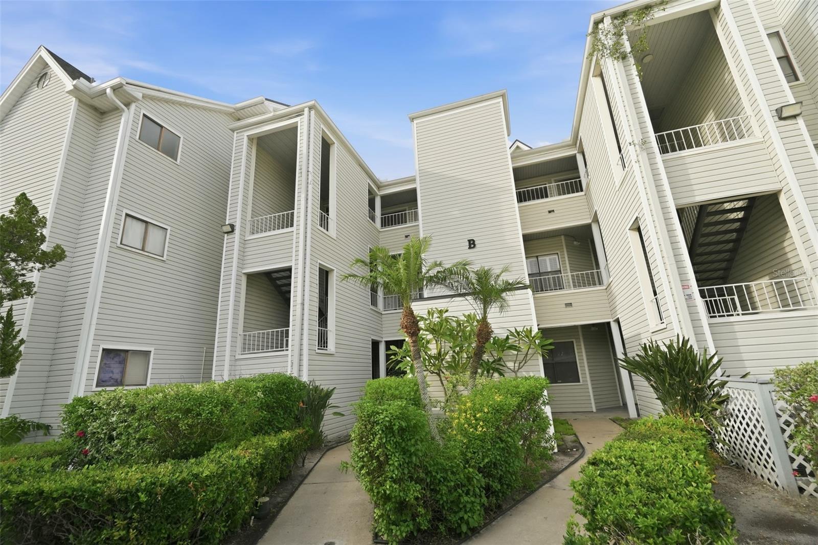 3127 W Sligh Ave #203B