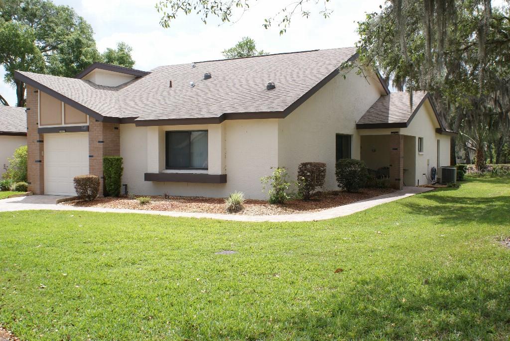 7445 Crestwood Dr
