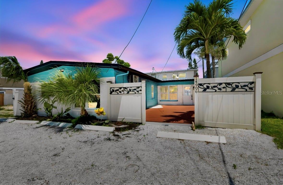 14906 N Bayshore Dr photo 1
