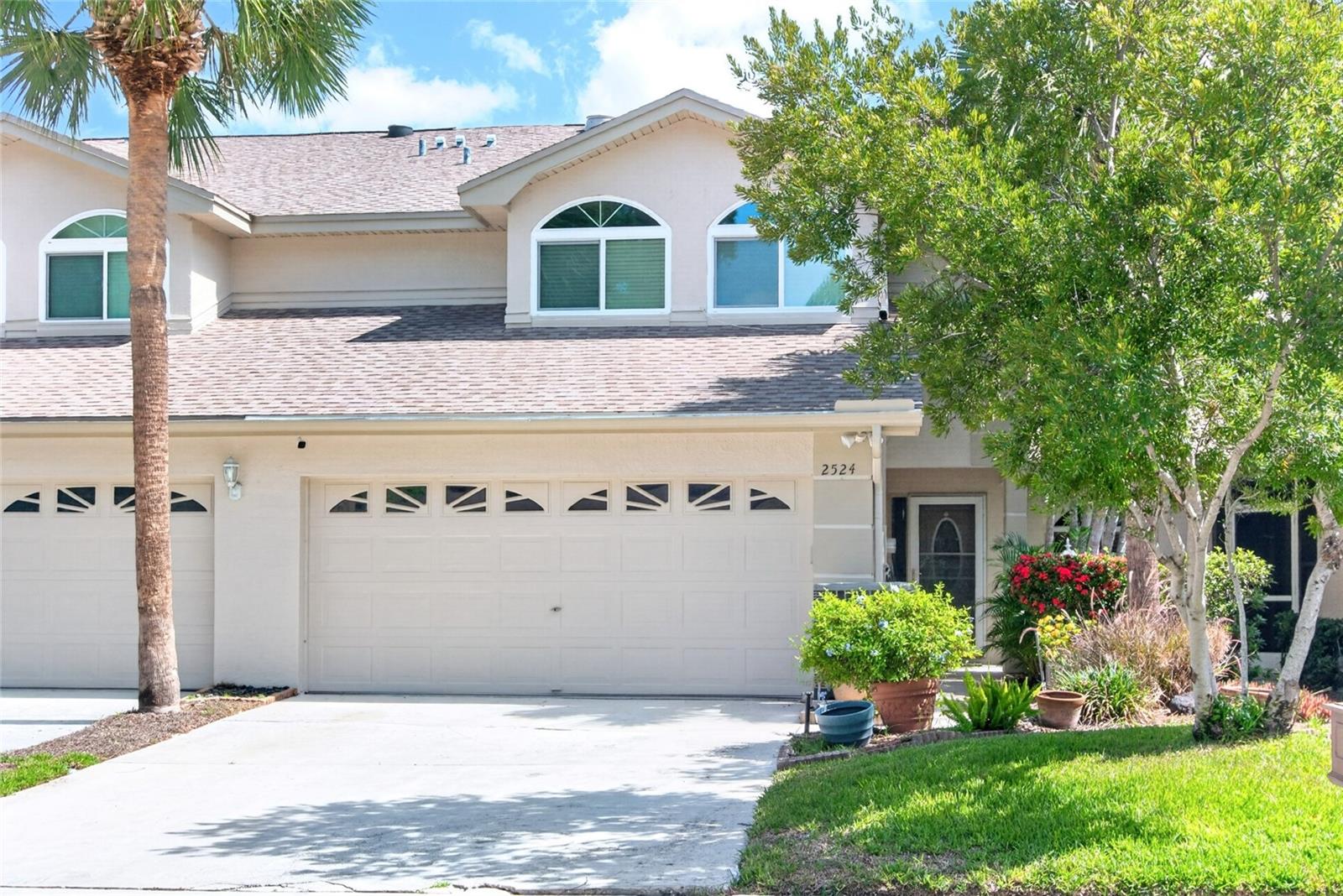 2524 W Brook Ln photo 1