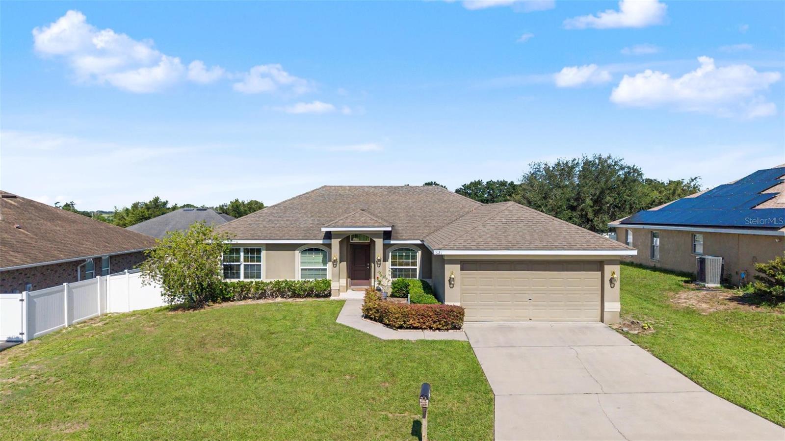 1621 Doves View Cir photo 1