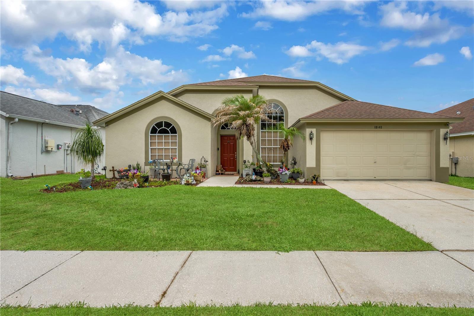 18140 Palm Breeze Dr photo 1