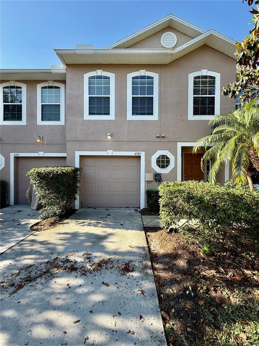 4505 Ashburn Square Dr photo 1