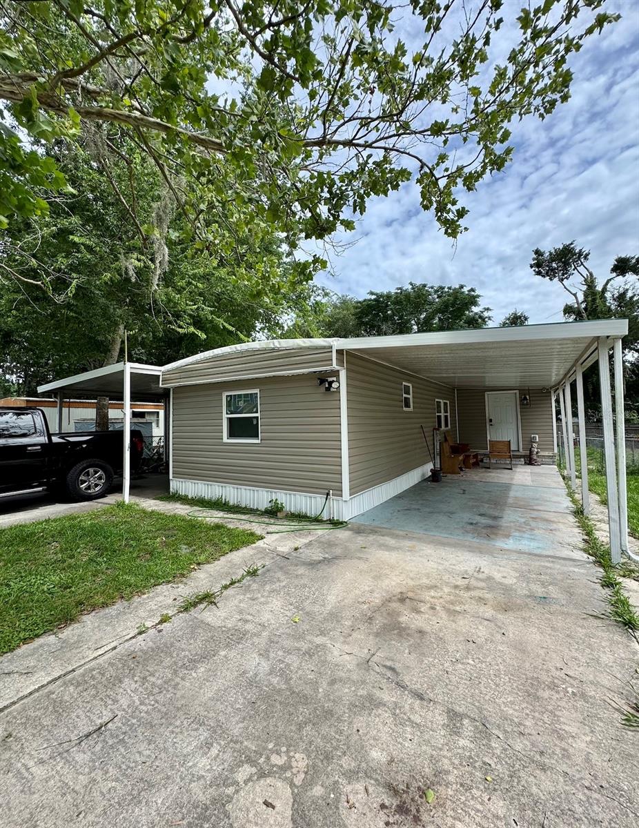 21310 Campbell Dr photo 1